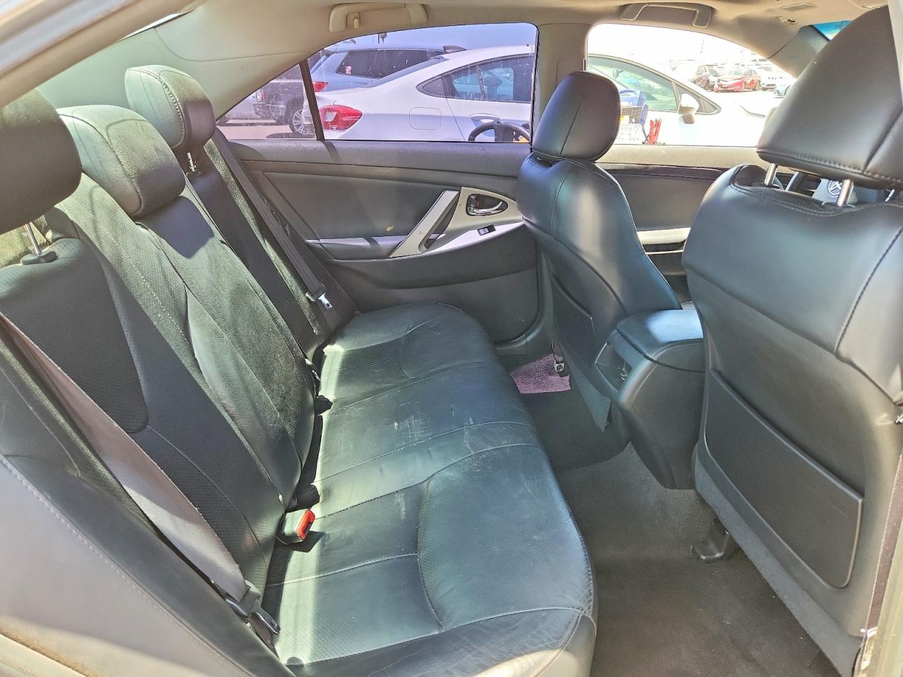 Toyota Camry Se V6