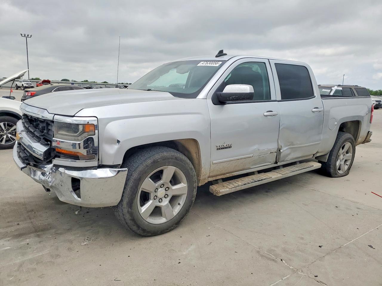 Salvage Chevrolet Silverado Image