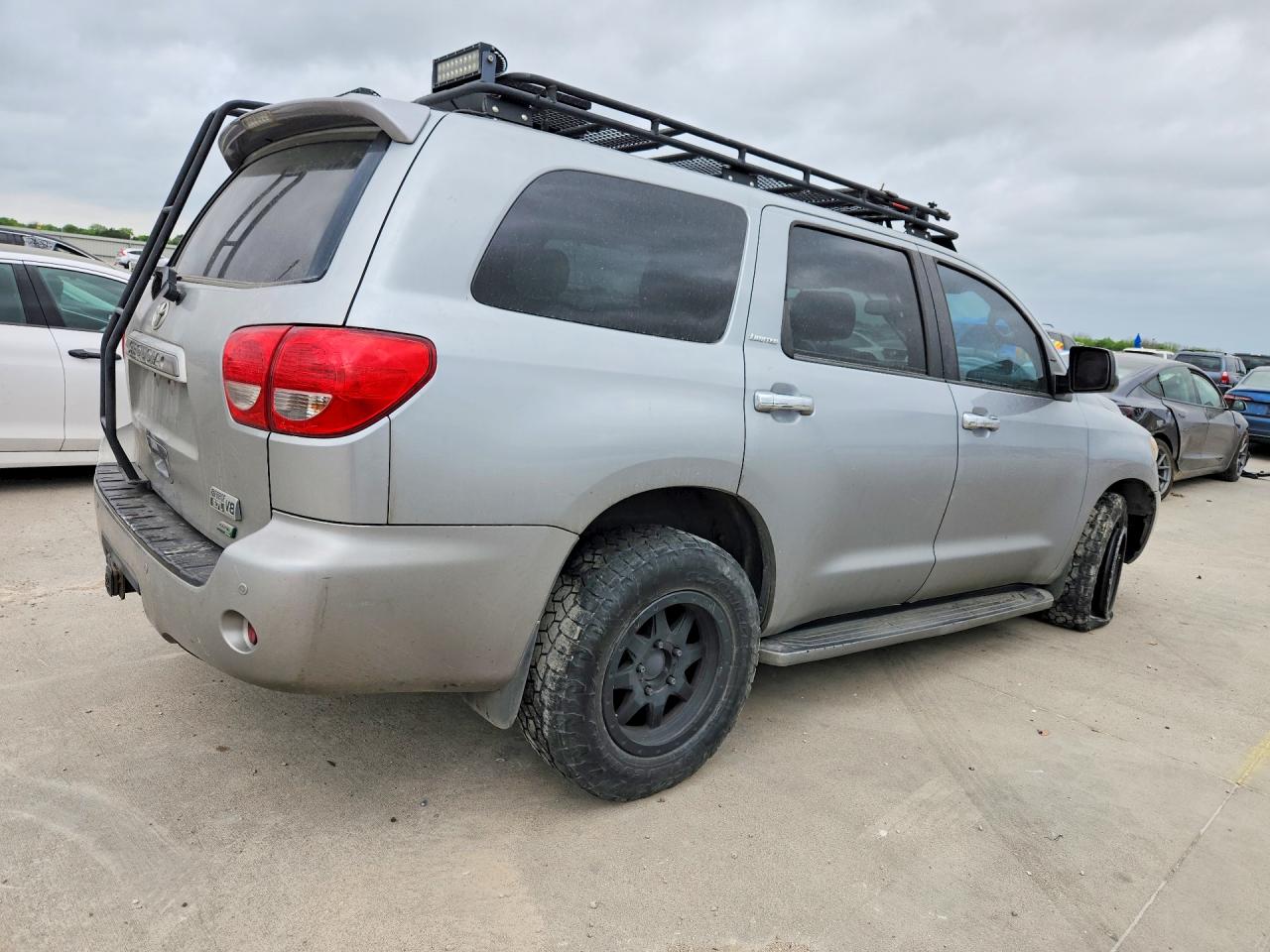 Toyota Sequoia Limited