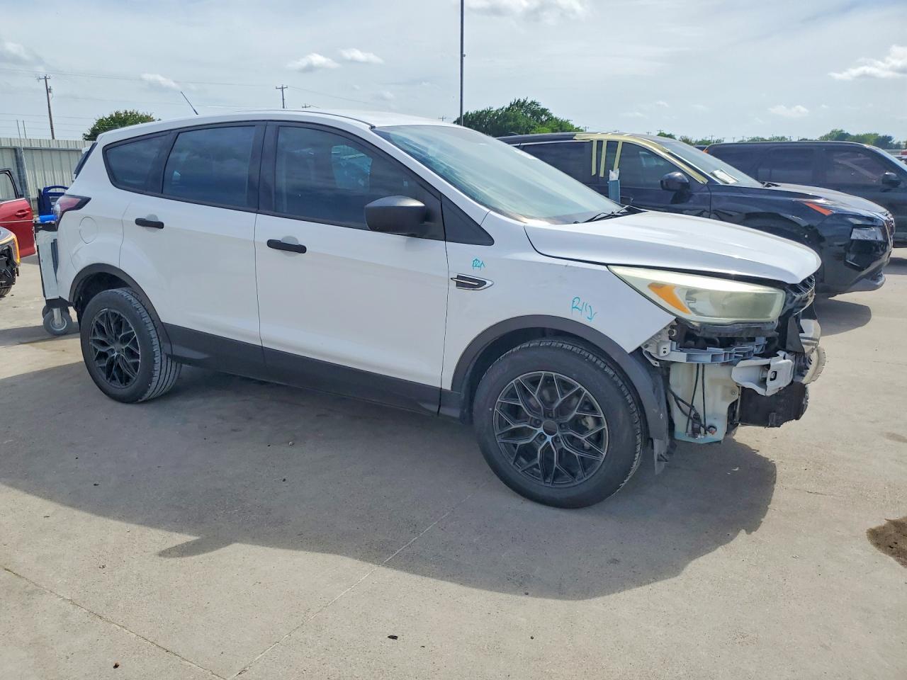 Ford Escape S