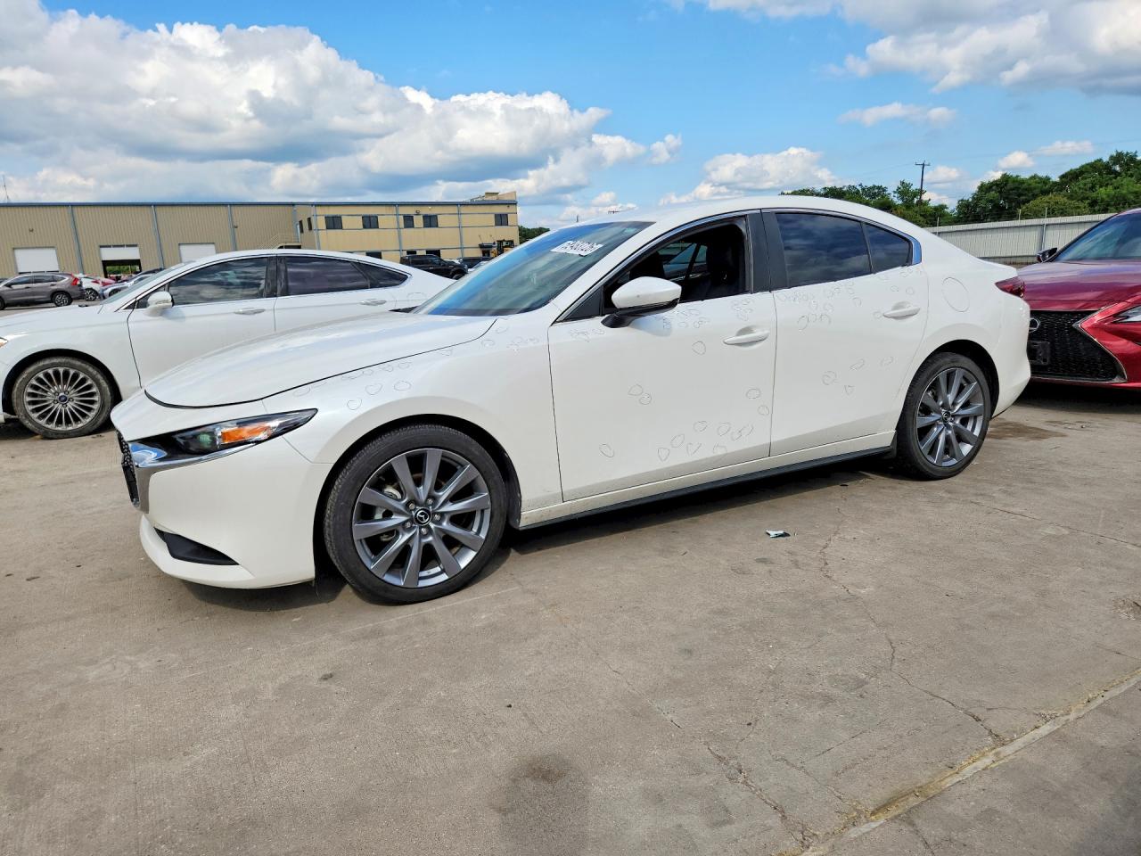 Salvage Mazda 3 Image