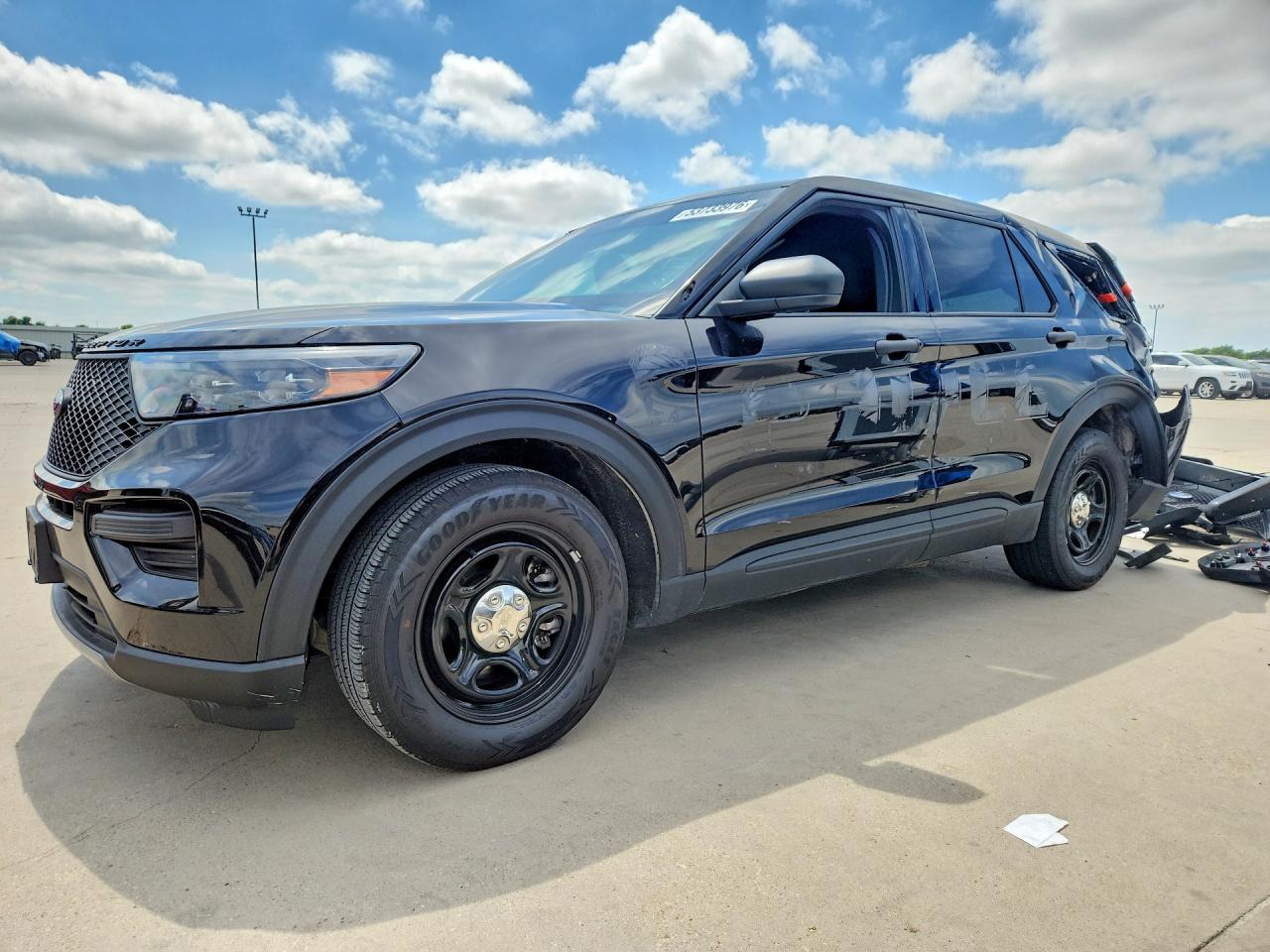 Salvage Ford Explorer Image