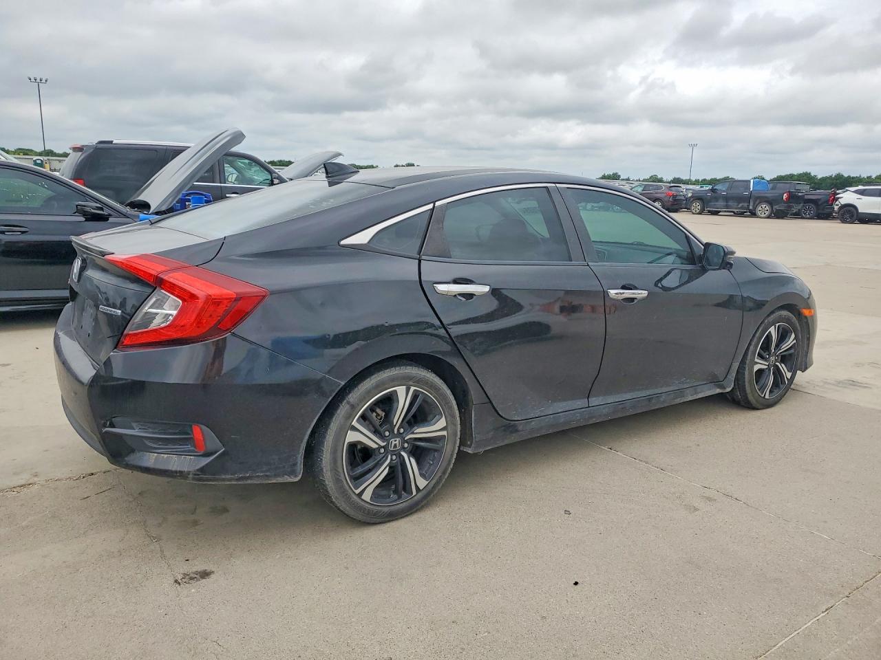 Honda Civic Touring