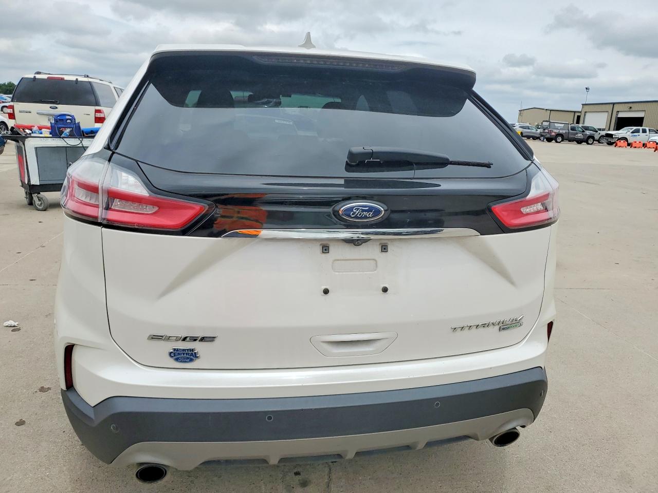 Ford Edge Titanium