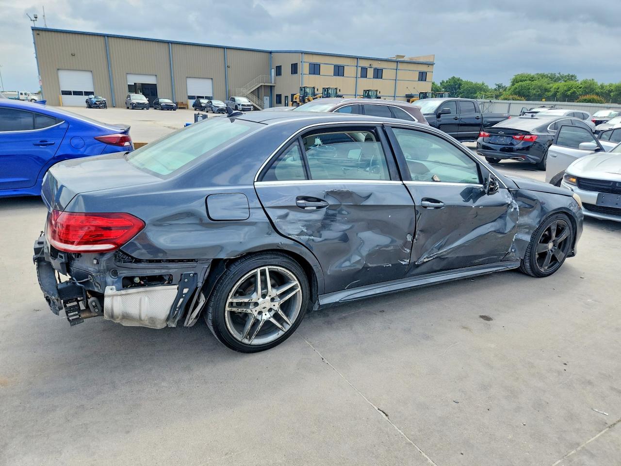 Mercedes-Benz E-Class 350