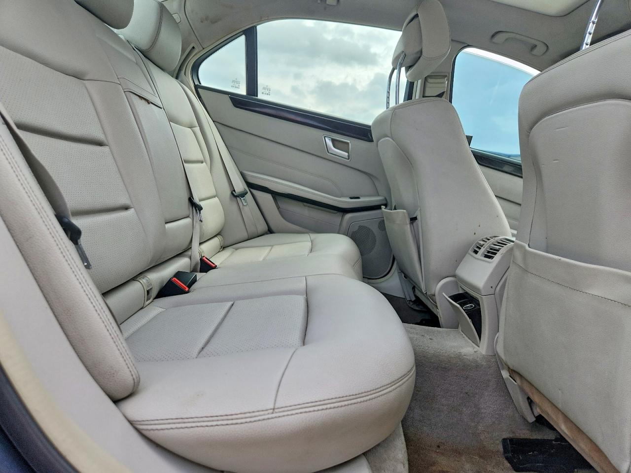 Mercedes-Benz E-Class 350