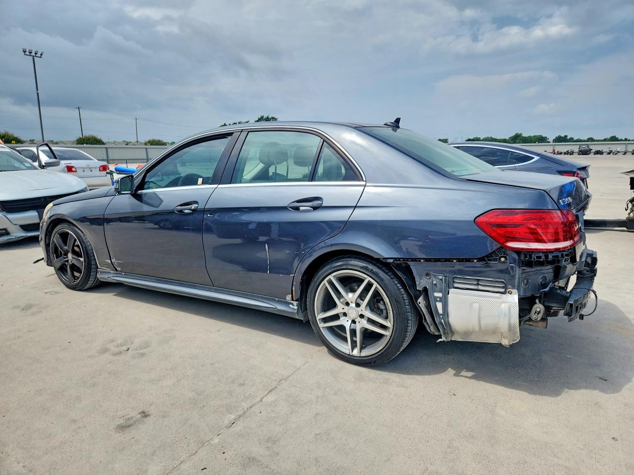 Mercedes-Benz E-Class 350