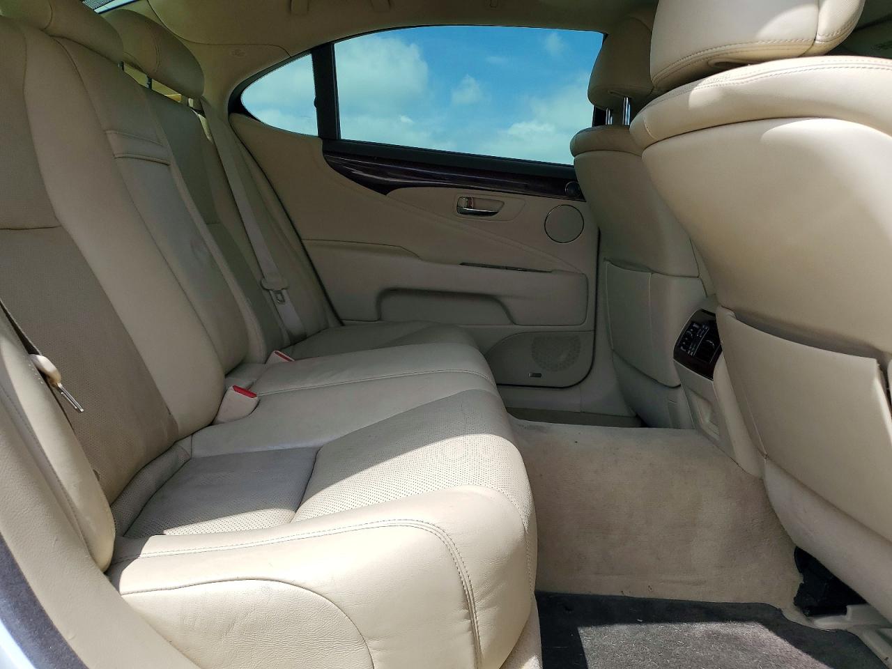Lexus LS 460l