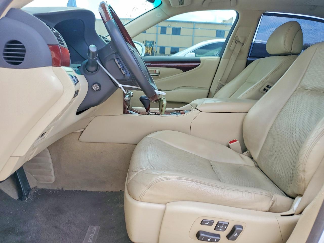 Lexus LS 460l