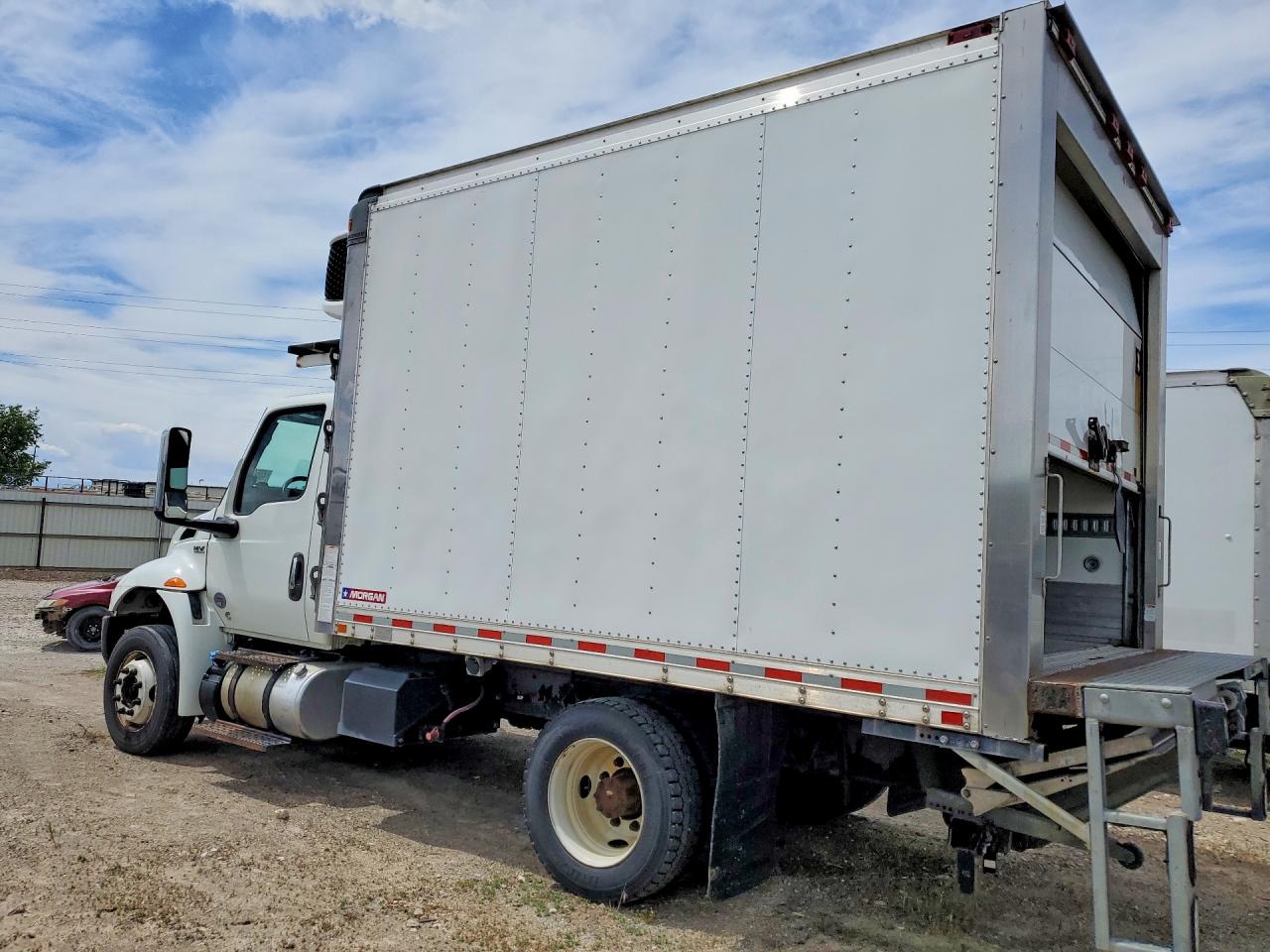 International 4000