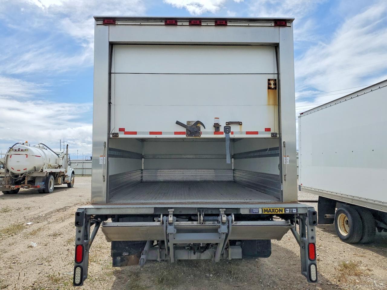 International 4000