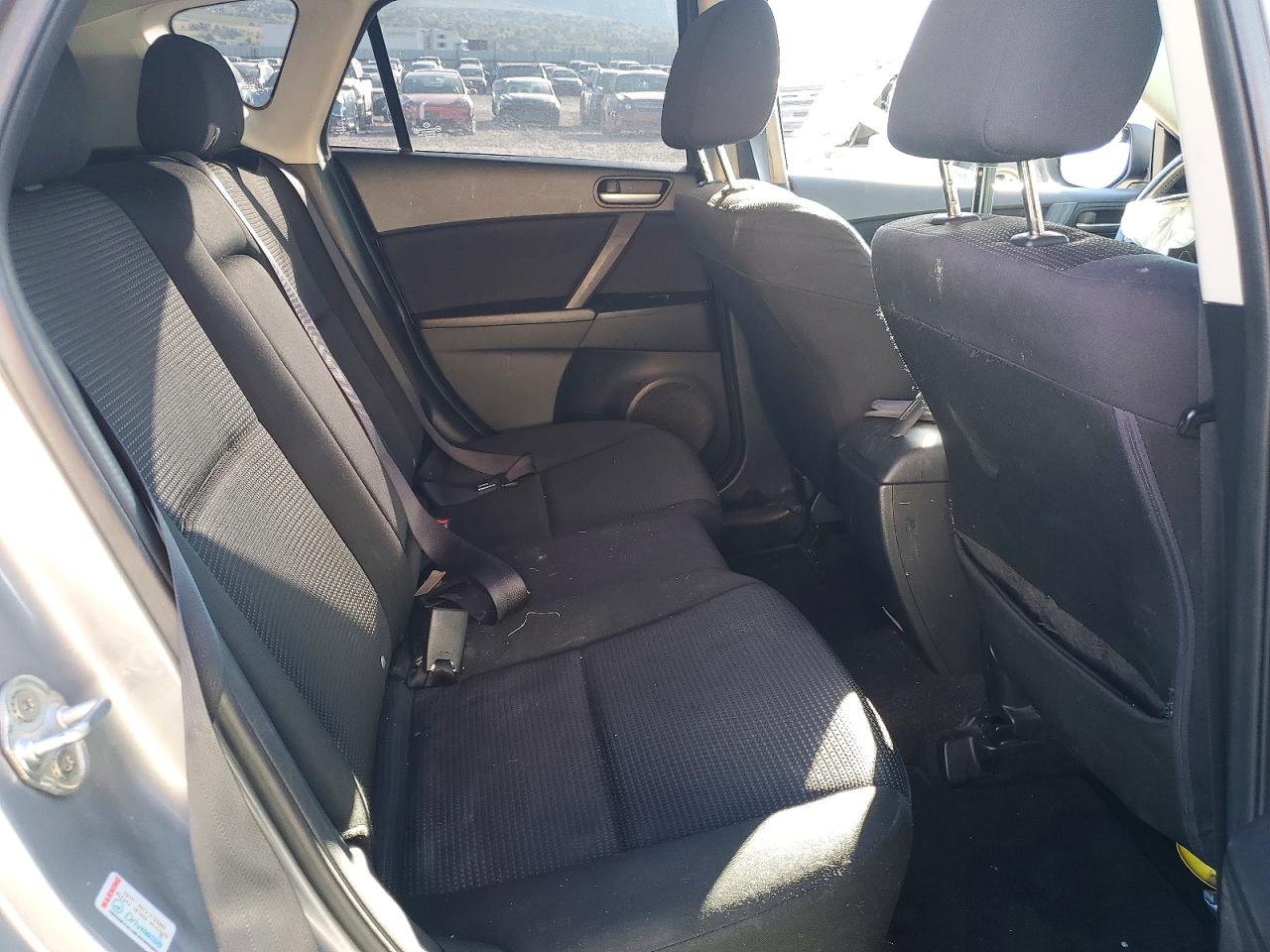 Mazda 3 I