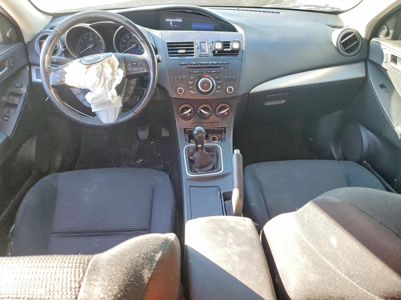 Mazda 3 I
