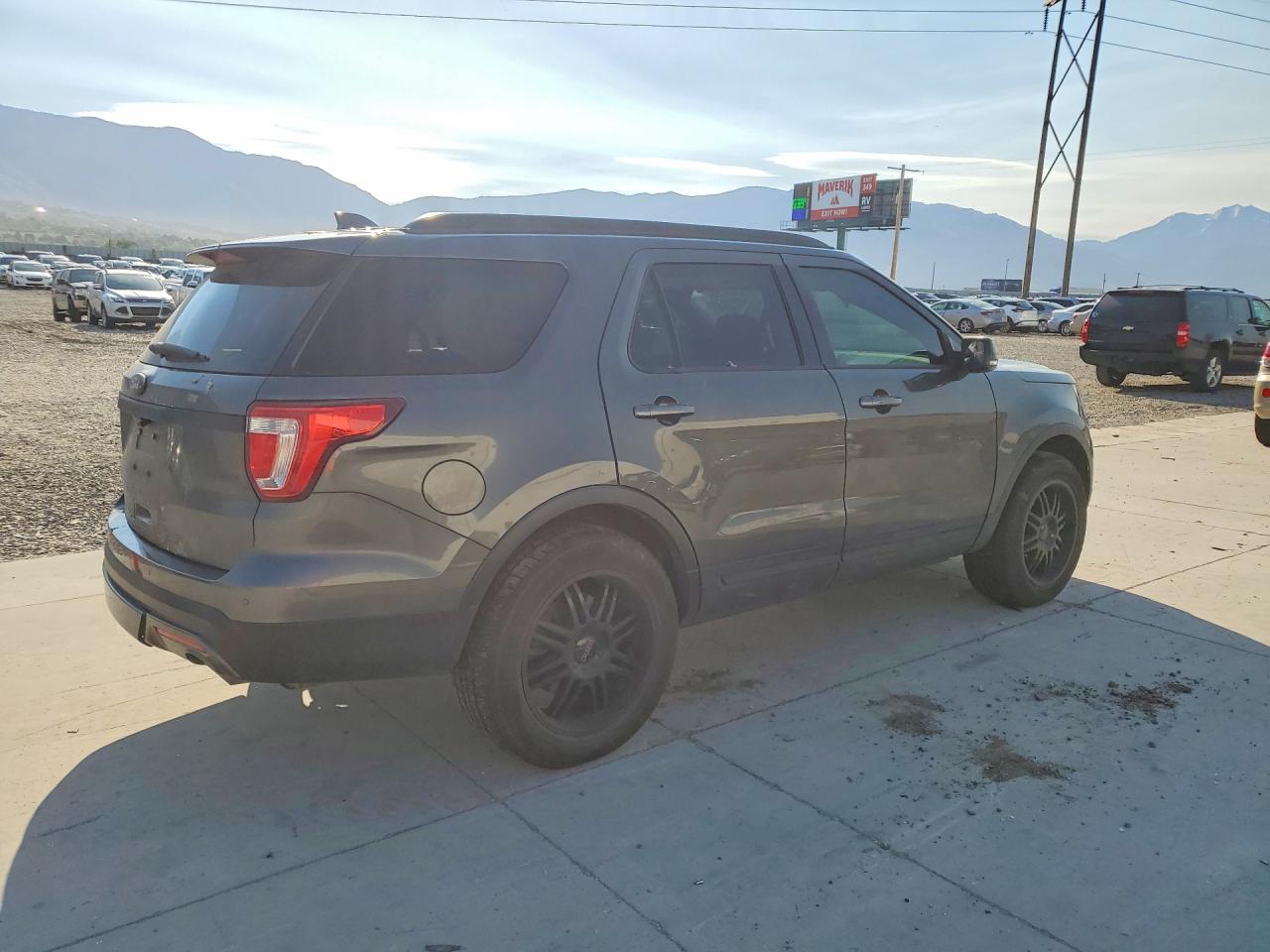 Ford Explorer