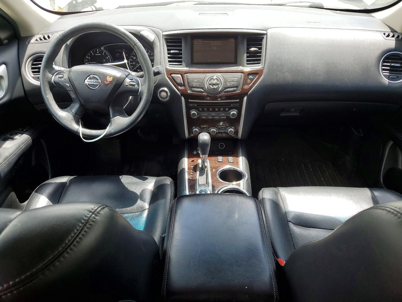 Nissan Pathfinder Sl