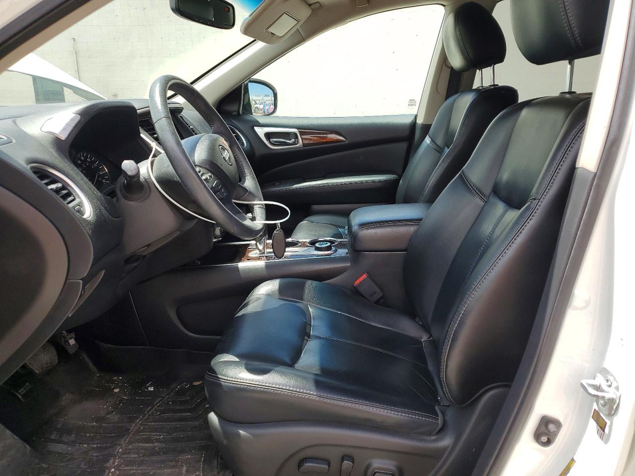 Nissan Pathfinder Sl