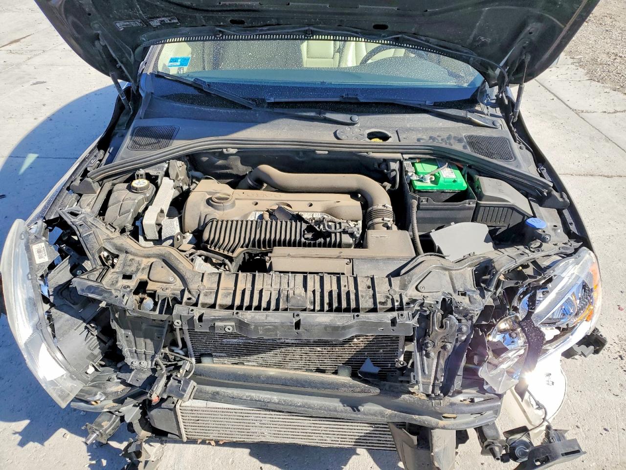 Volvo S60 T5