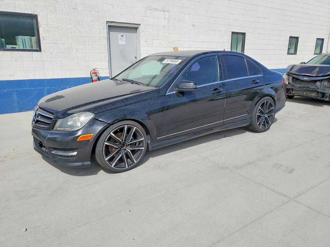 Salvage Mercedes-Benz C-Class Image