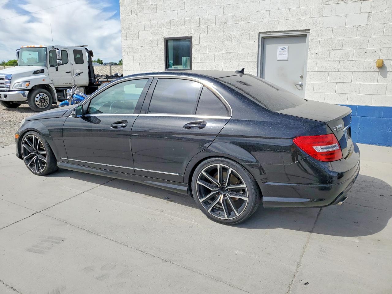 Mercedes-Benz C-Class 300 4matic
