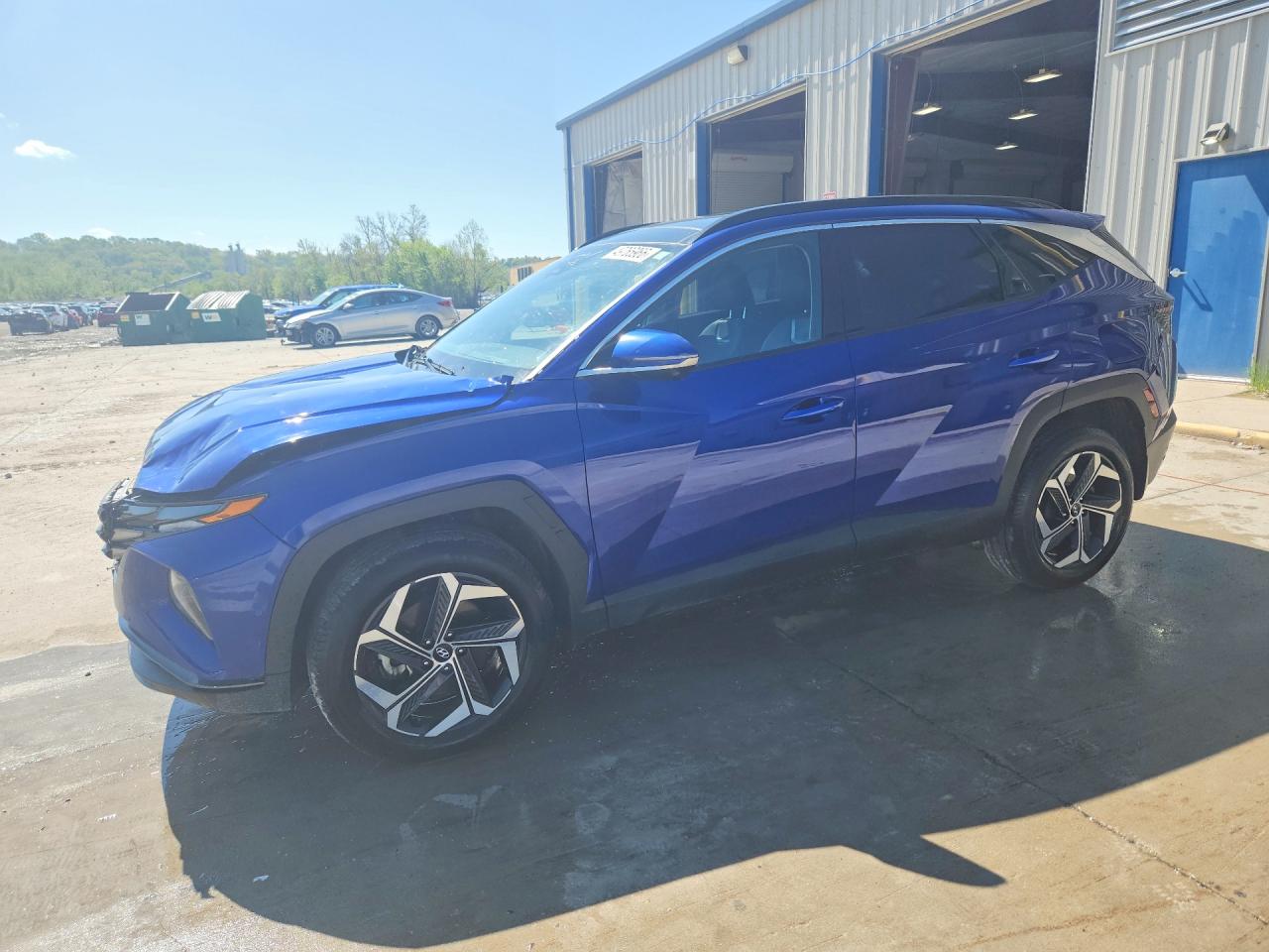 Salvage Hyundai TUCSON Image
