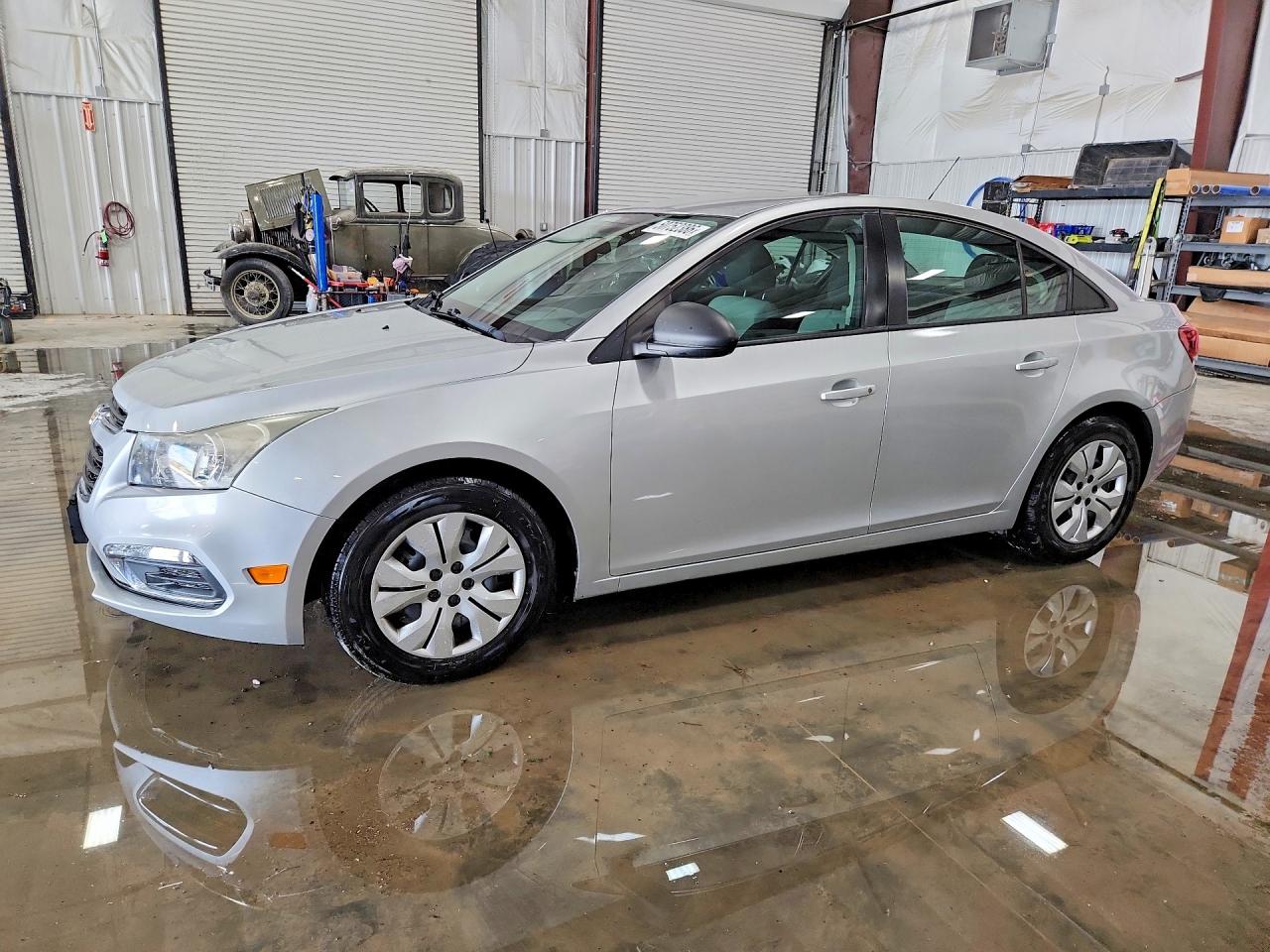 Salvage Chevrolet Cruze Image