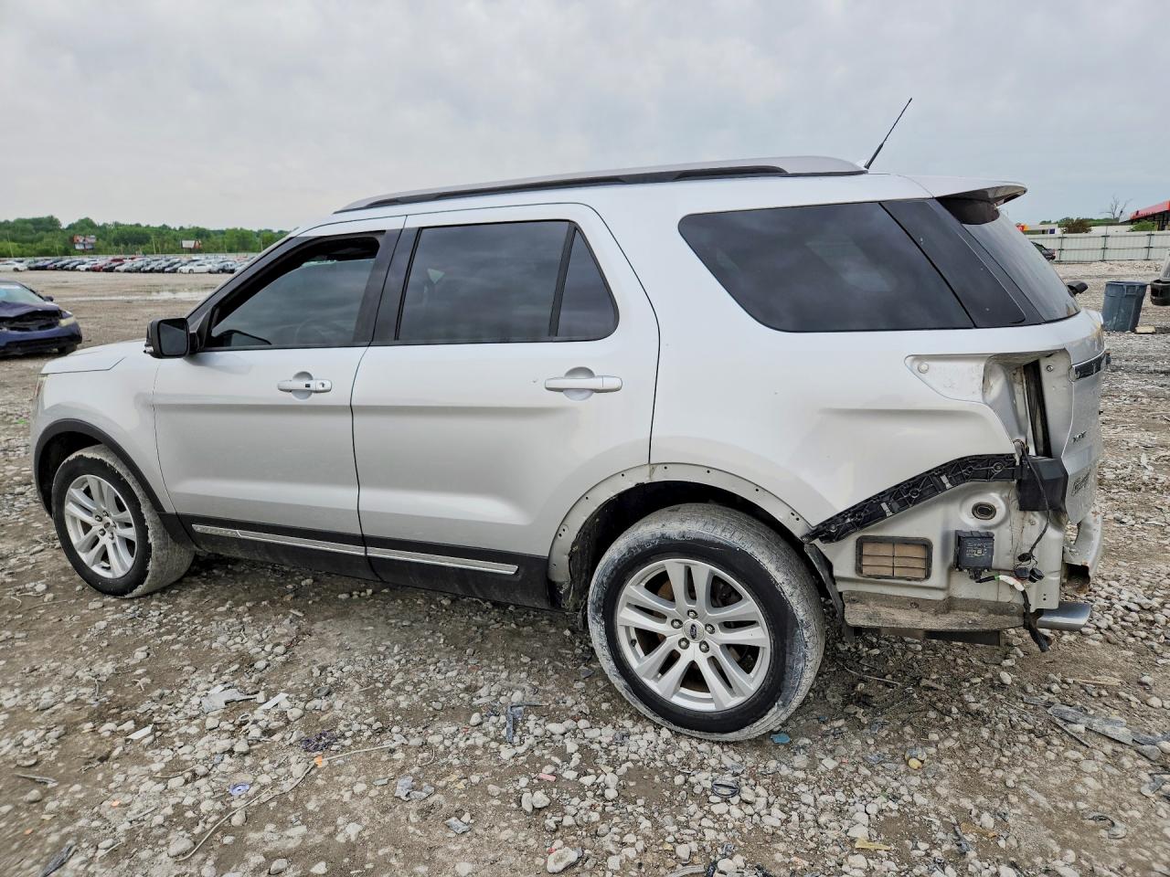Ford Explorer Xlt