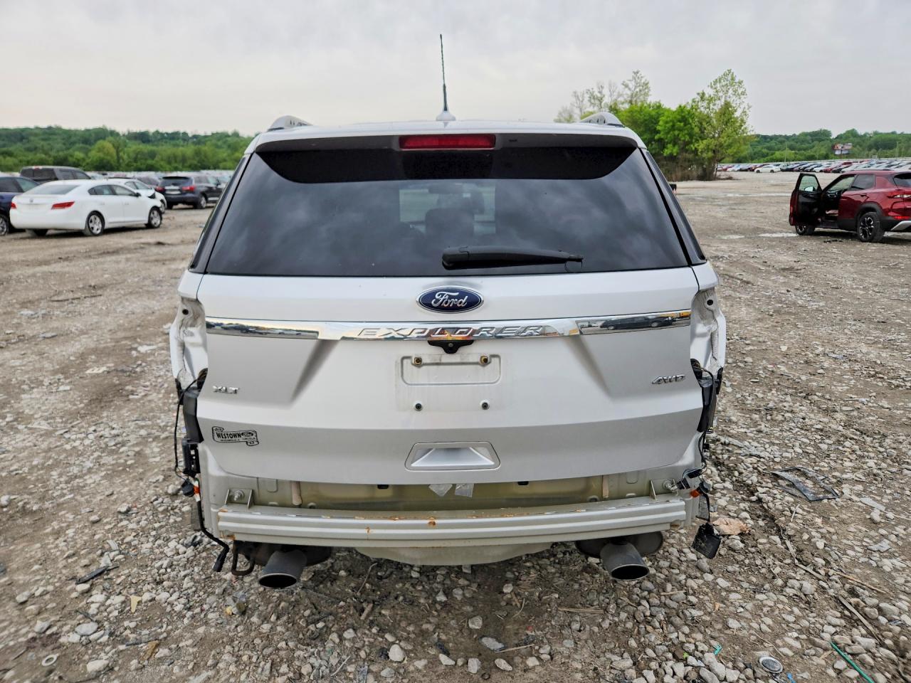 Ford Explorer Xlt