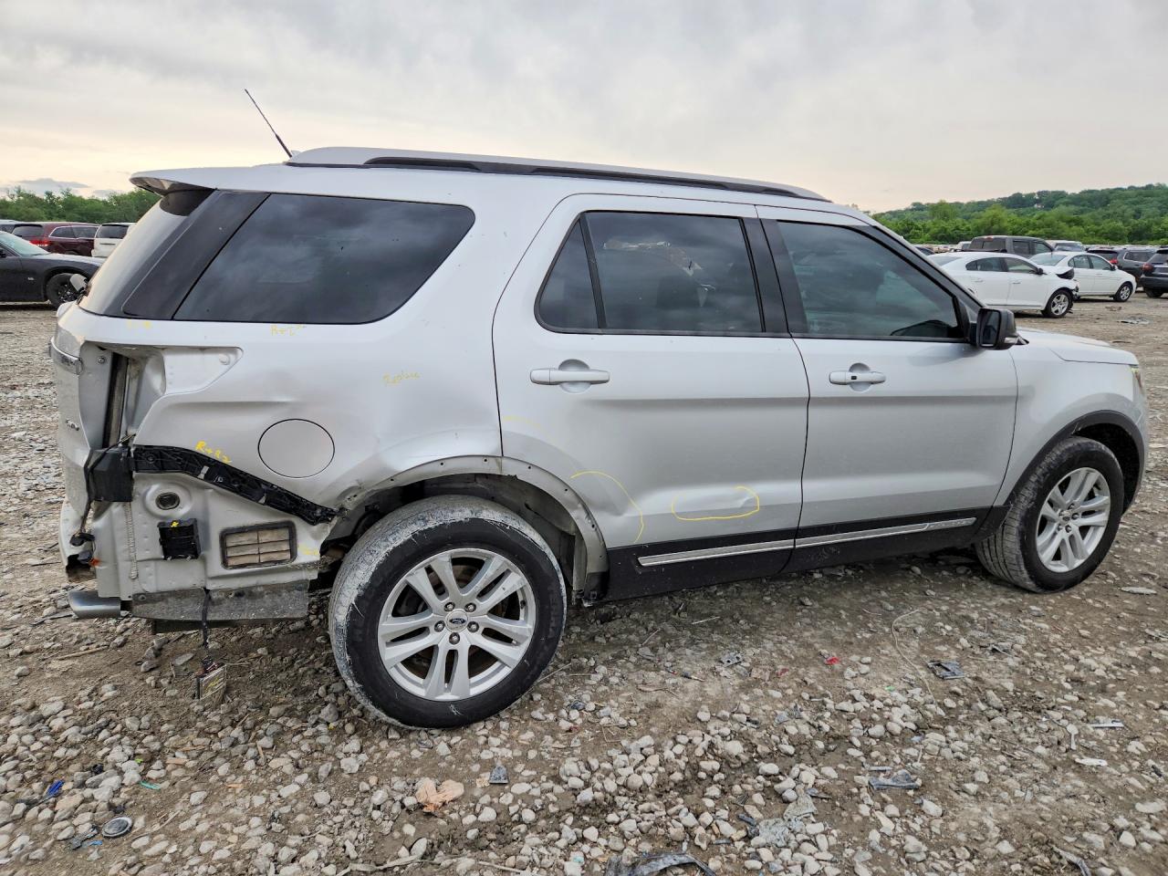 Ford Explorer Xlt