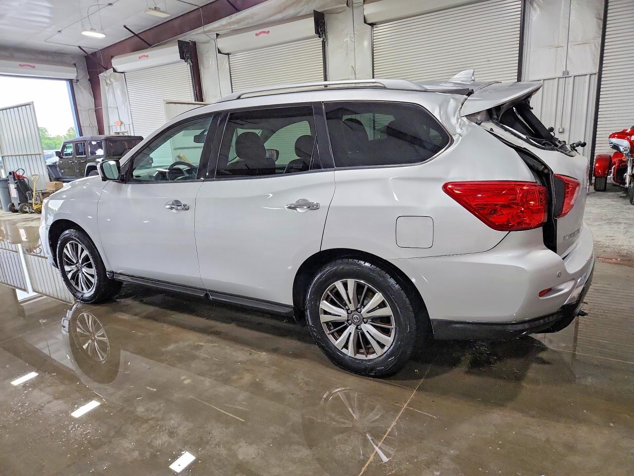 Nissan Pathfinder Sl