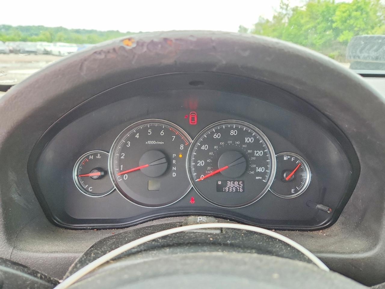 Subaru Outback 2.5i