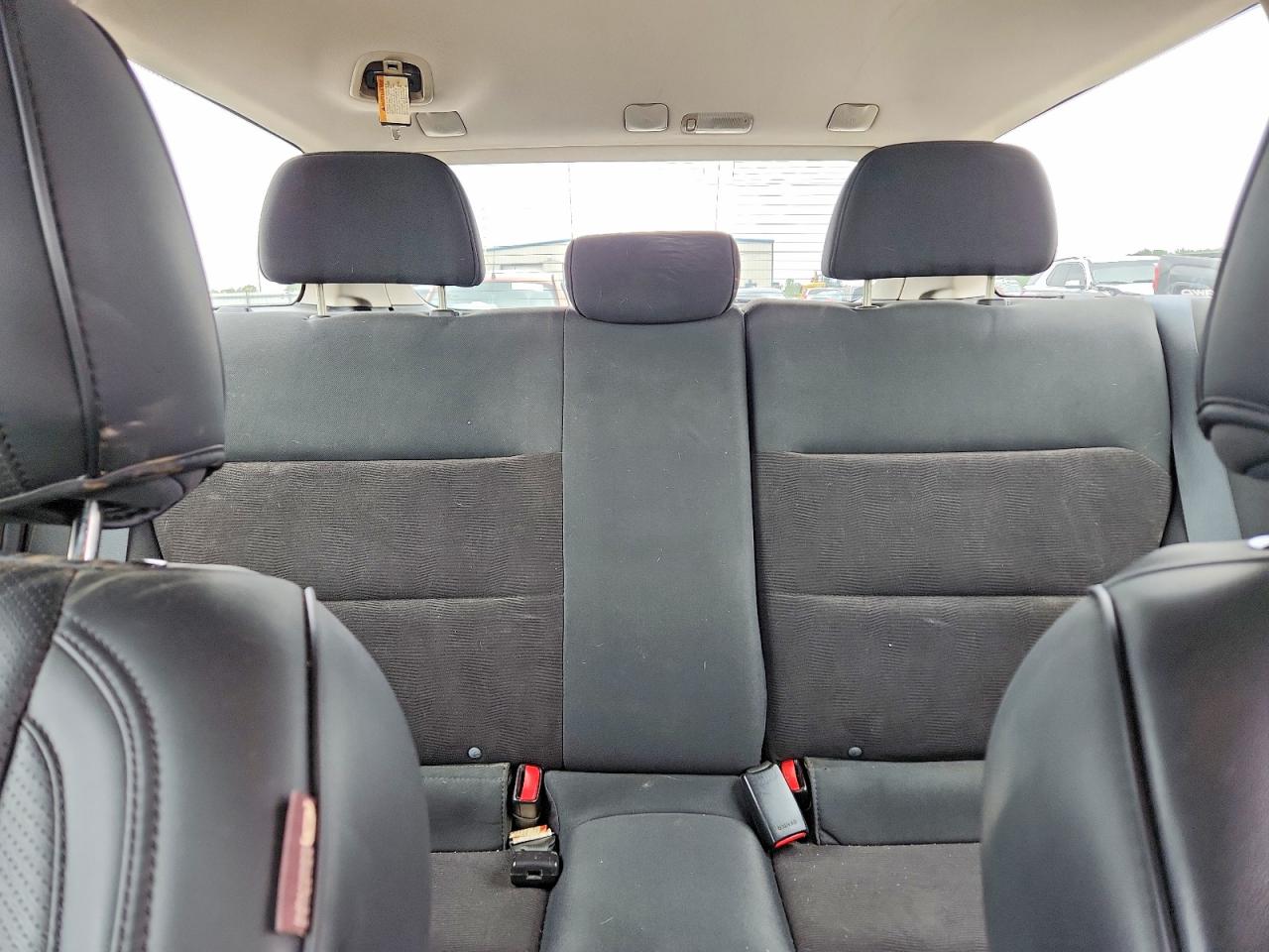 Subaru Outback 2.5i