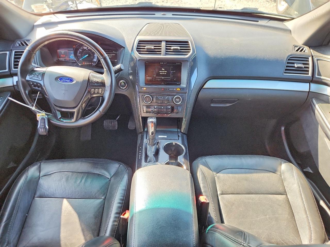 Ford Explorer Xlt
