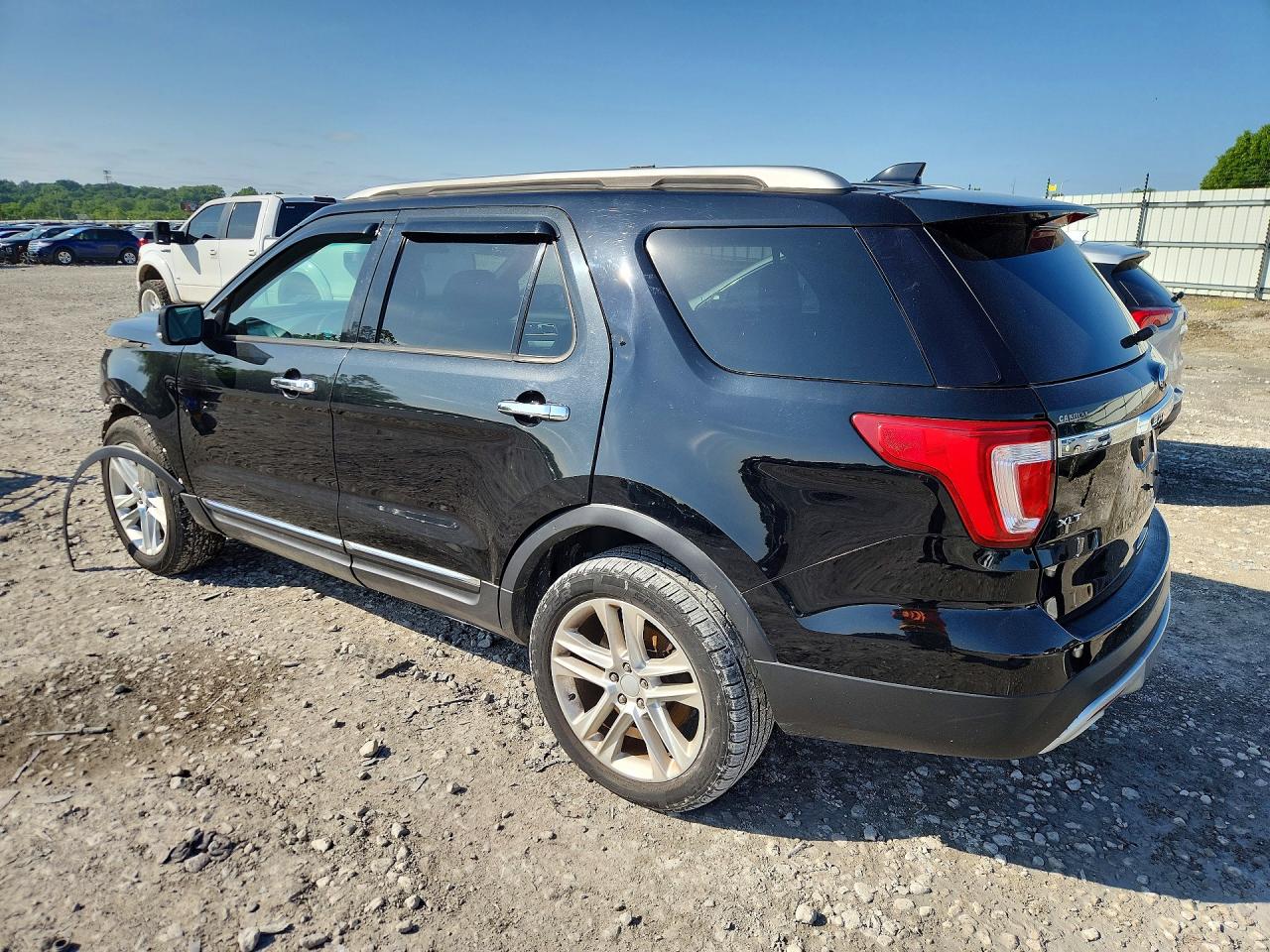 Ford Explorer Xlt