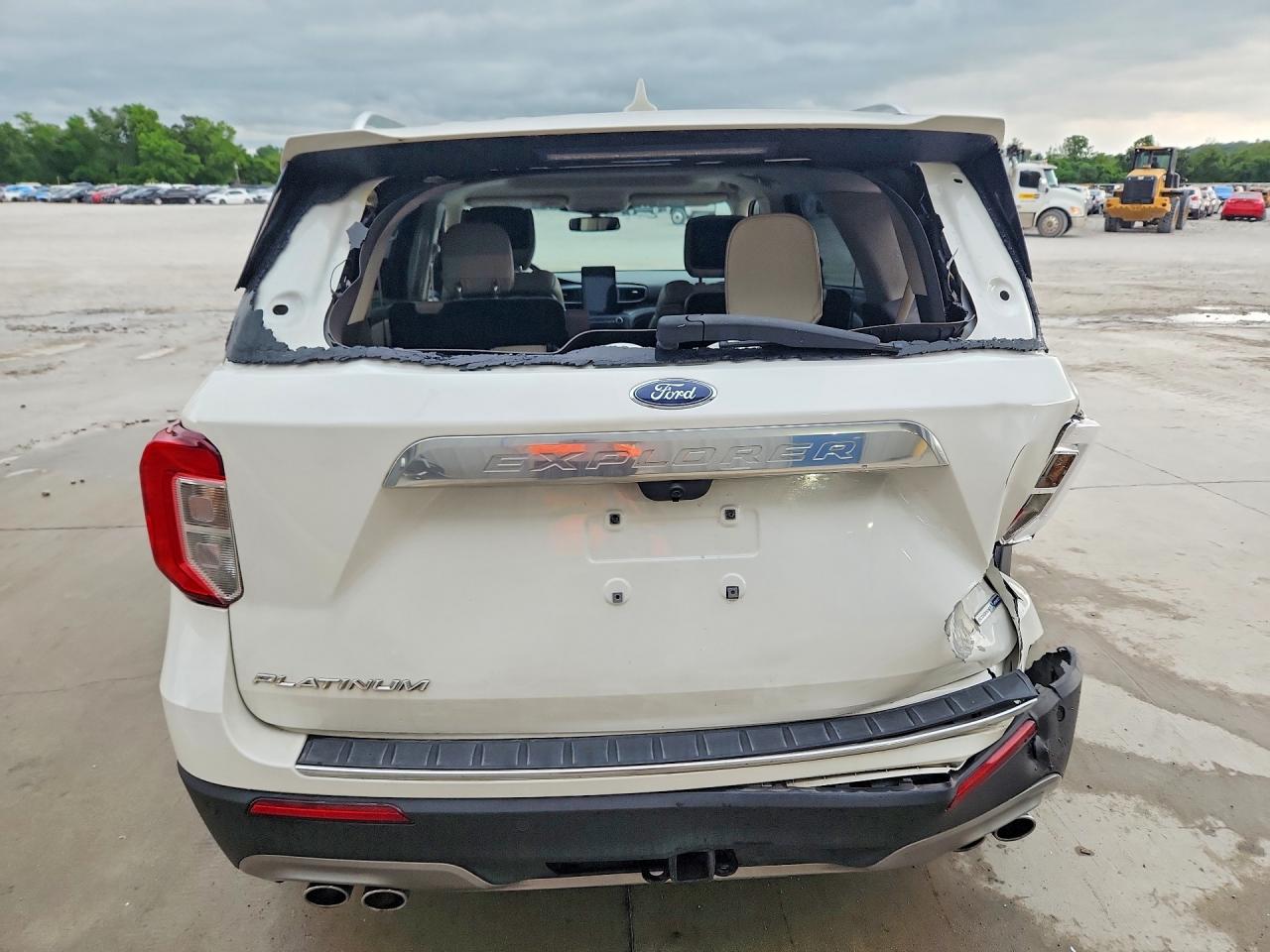Ford Explorer Platinum
