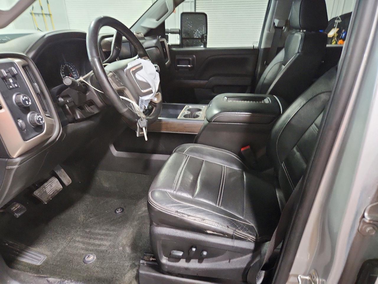 GMC Sierra K2500 Denali