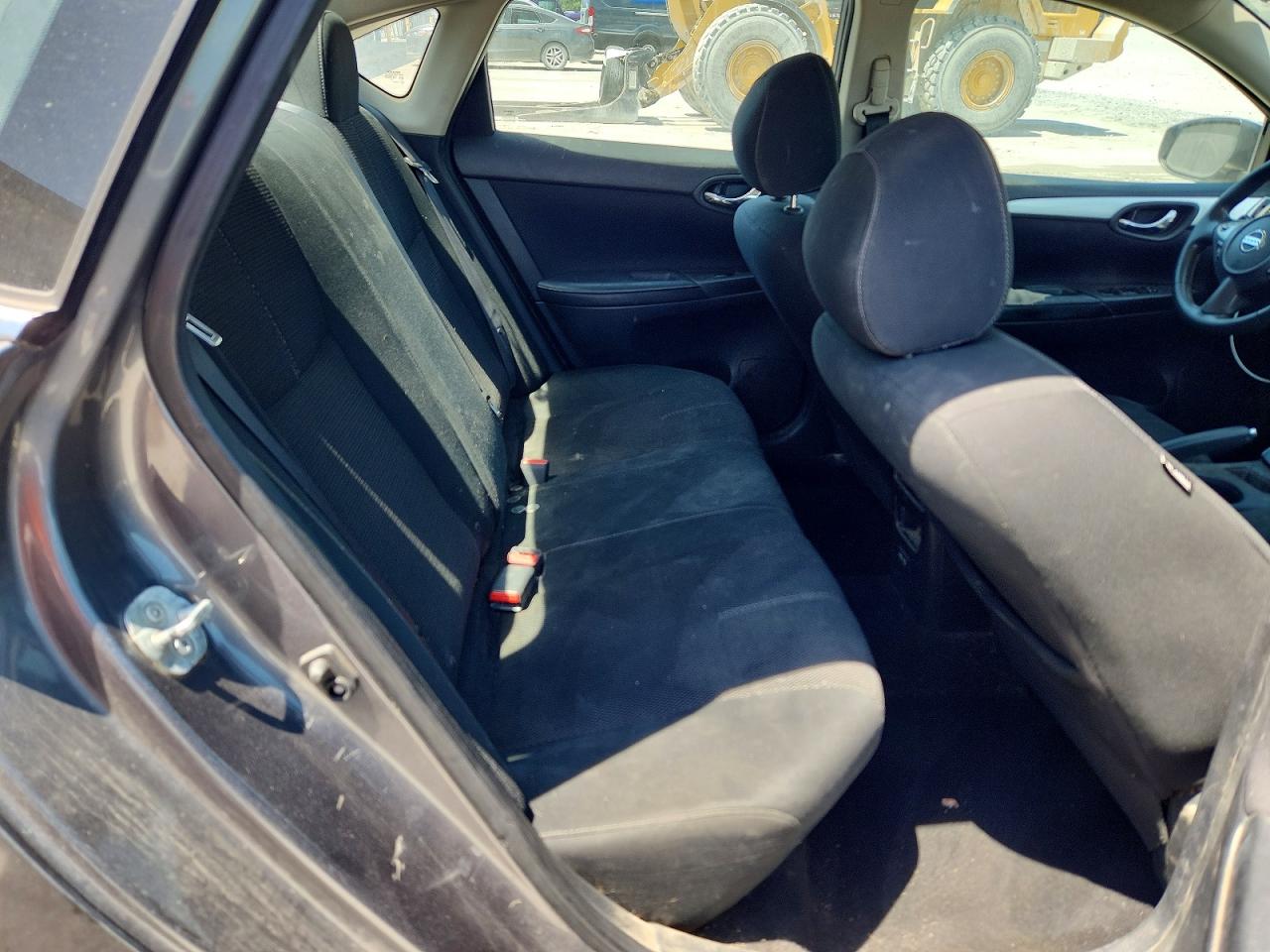 Nissan Sentra S