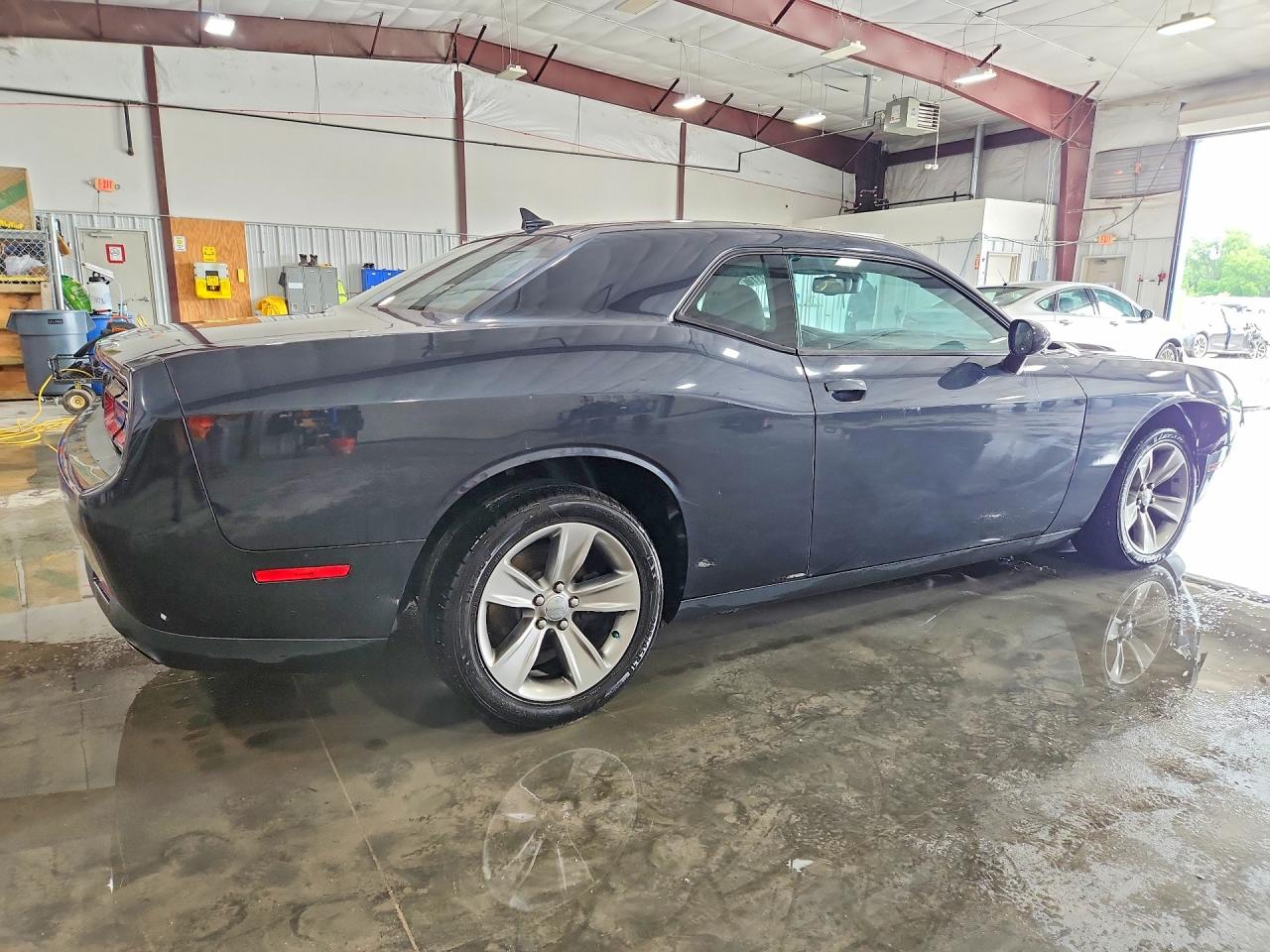 Dodge Challenger Sxt