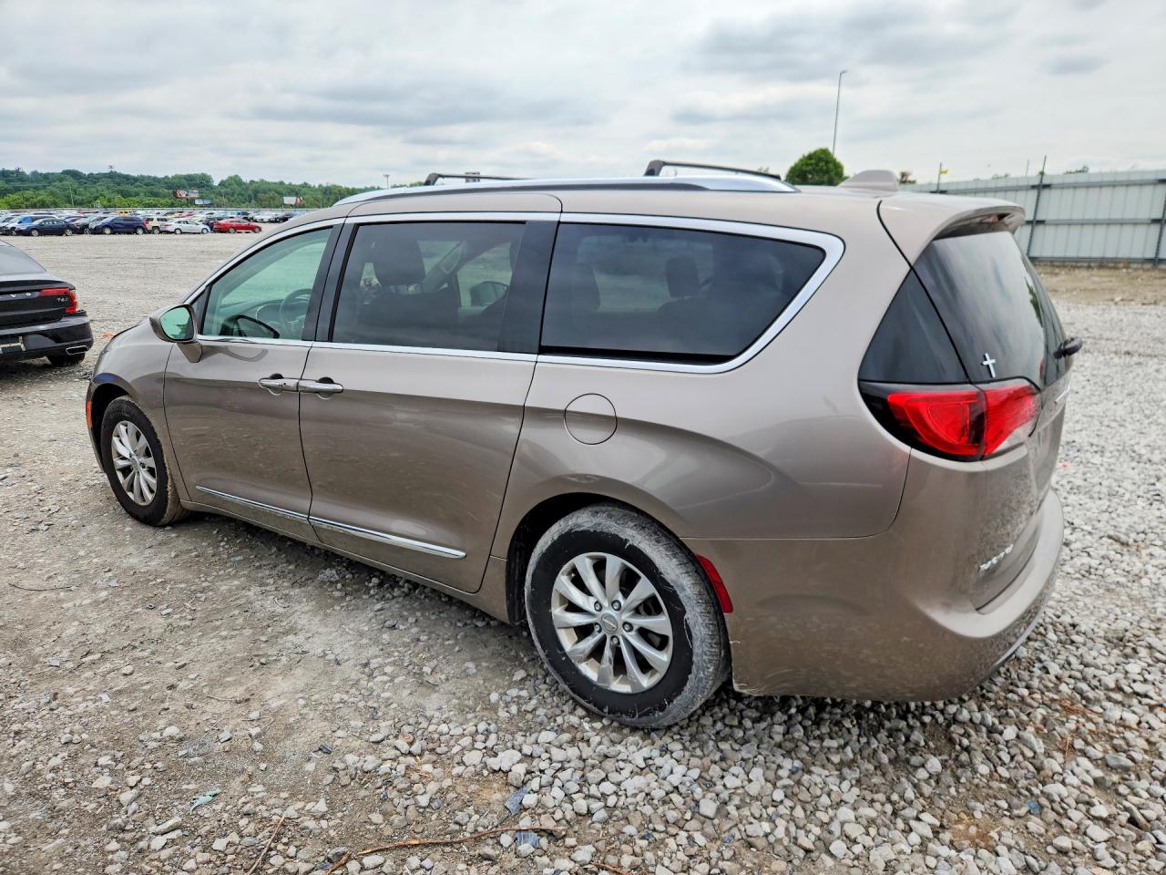 Chrysler Pacifica Touring L Plus