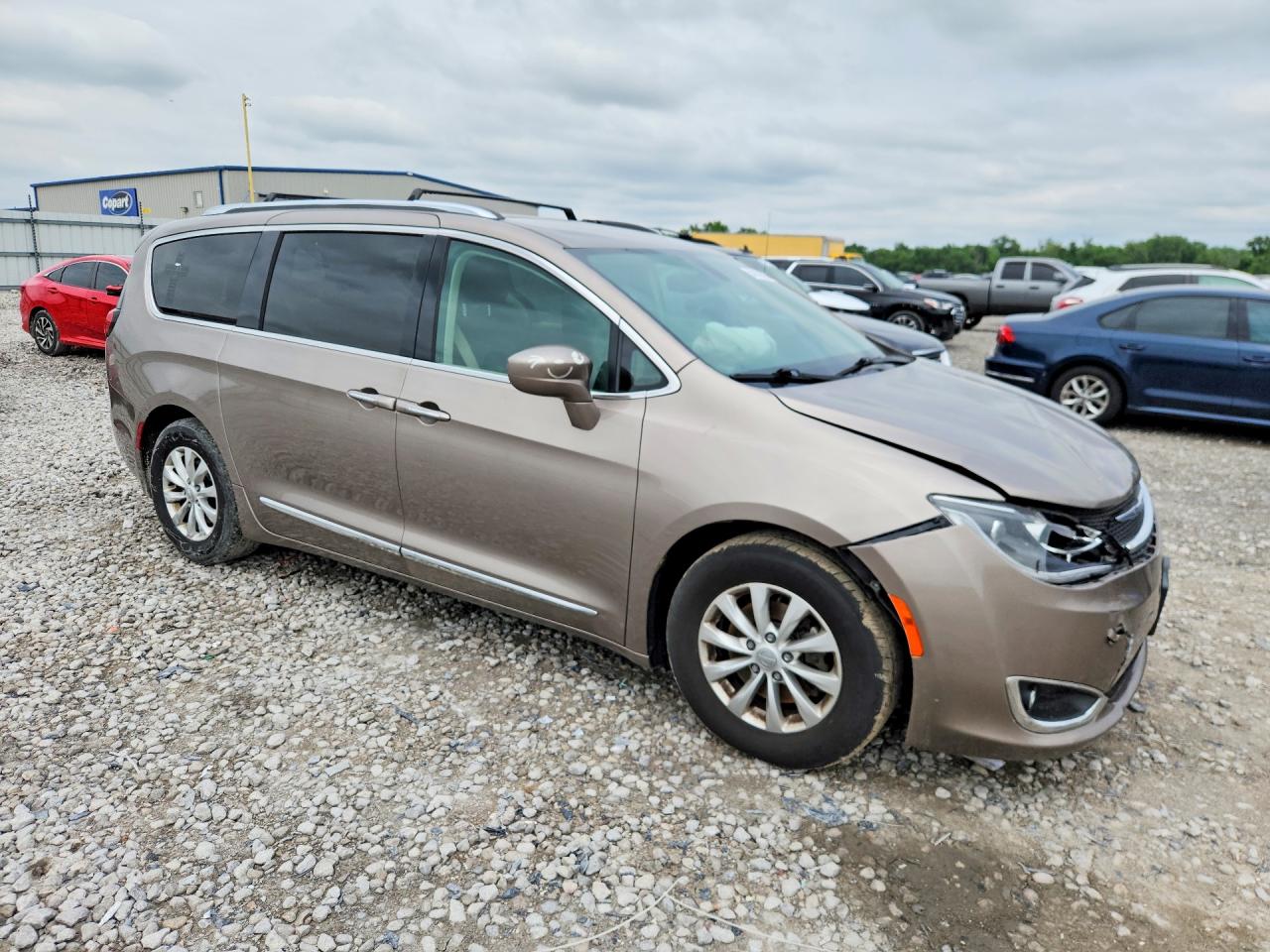 Chrysler Pacifica Touring L Plus