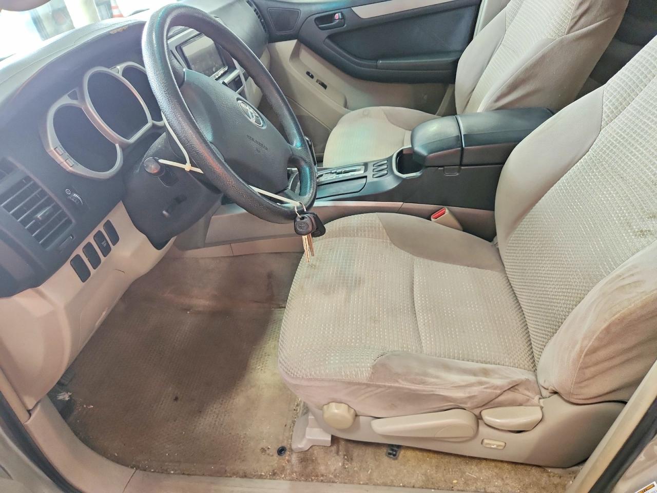 Toyota 4Runner Sr5