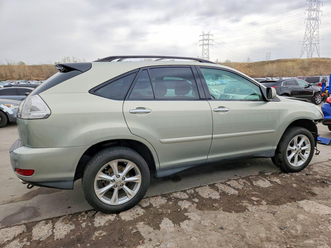 Lexus RX Base