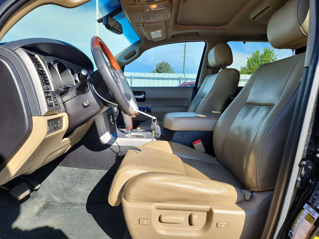 Toyota Sequoia Platinum