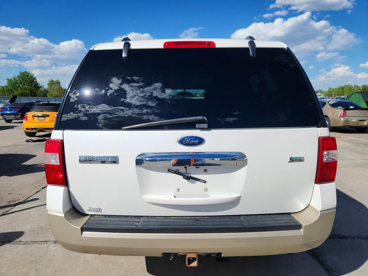 Ford Expedition El Eddie Bauer