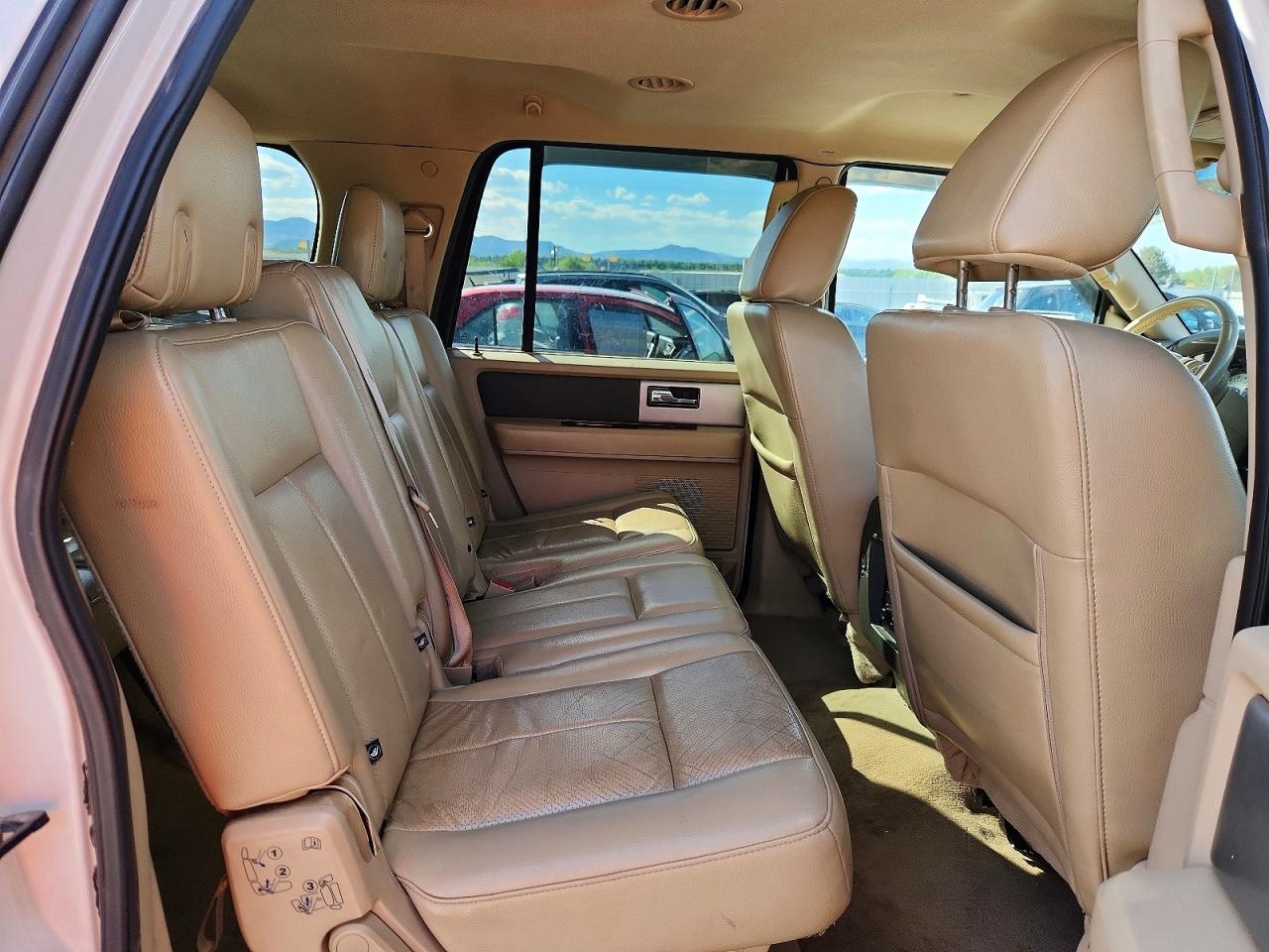 Ford Expedition El Eddie Bauer
