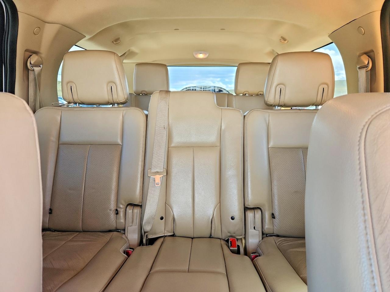 Ford Expedition El Eddie Bauer
