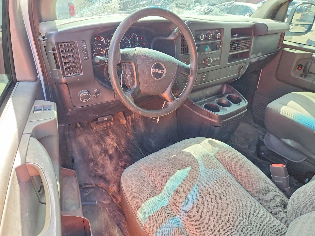 GMC Savana G2500