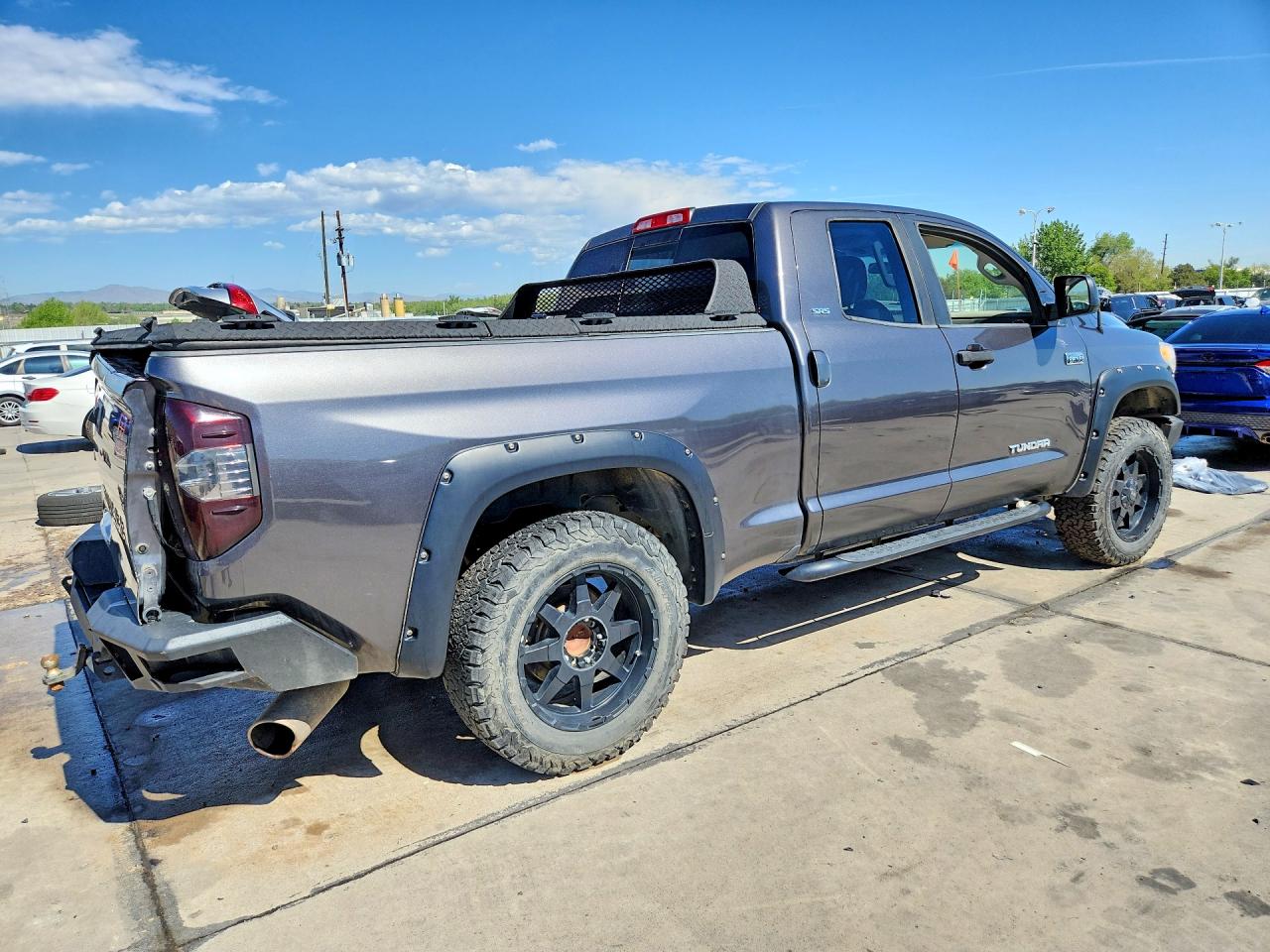 Toyota Tundra Sr5