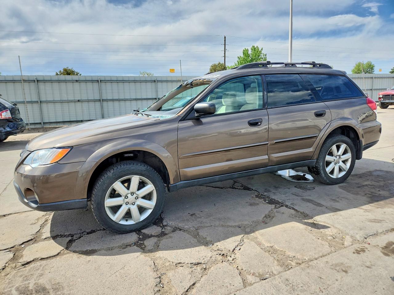 Salvage Subaru Outback Image