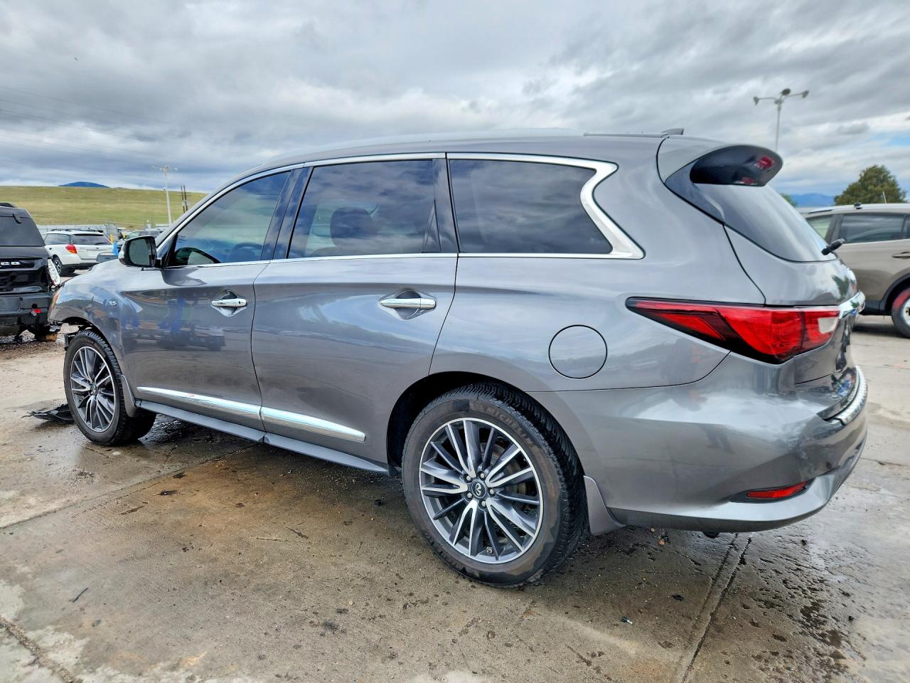 INFINITI Qx Base