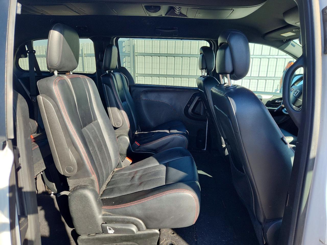 Dodge Caravan Gt